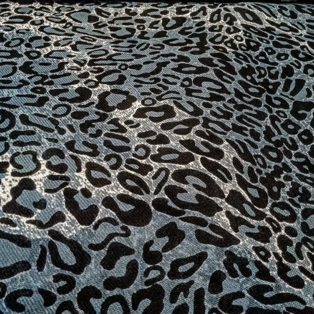 Bijoux Terner Fringed Animal Print Pashmina Wrap